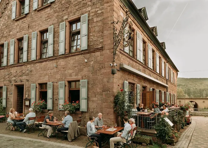 Fraenkischer Gasthof-Hotel Zum Koppen