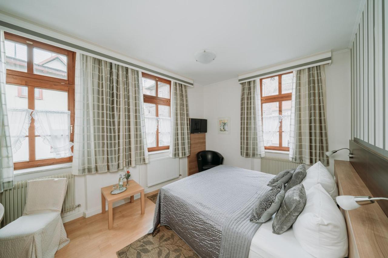Отель Fraenkischer Gasthof-hotel Zum Koppen